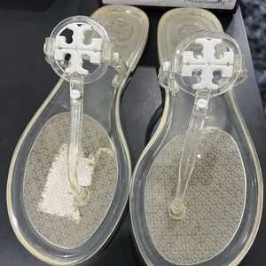 Girls Tori Burch dress sandals Clear Size 5 w/box